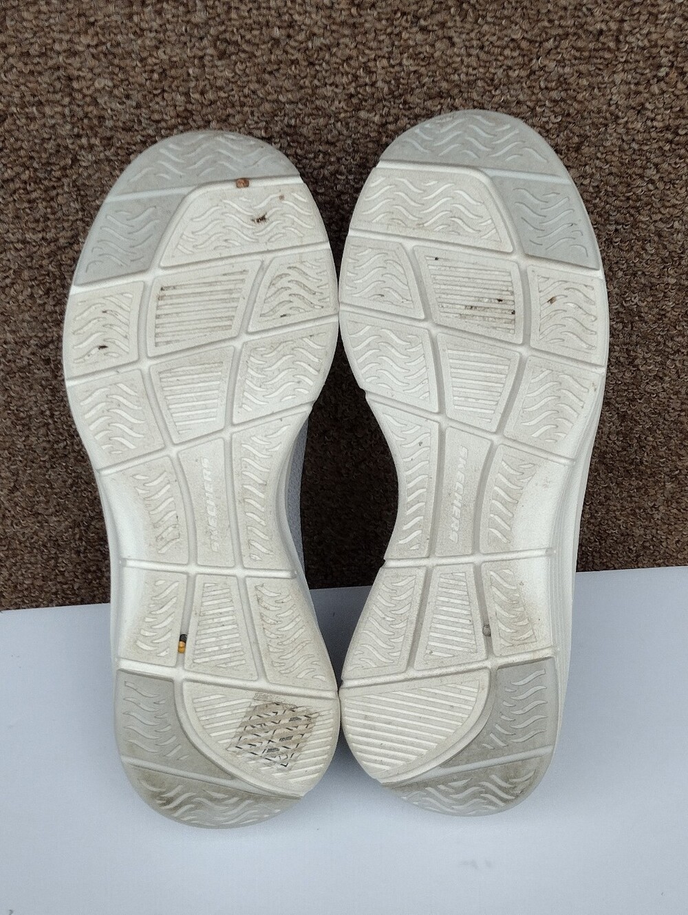 Skechers Arch Fit Sneakers Women’s Size 6 Mesh Slip On Low Top Comfort Gray - Picture 8 of 8